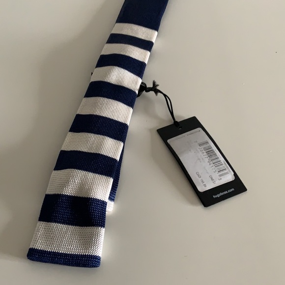 BNWT Hugo boss tie - Picture 2 of 5